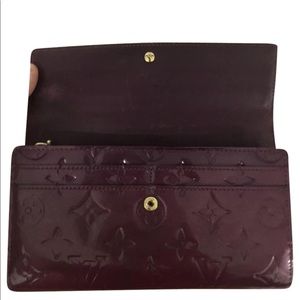 Louis Vuitton Plum Vernis Wallet